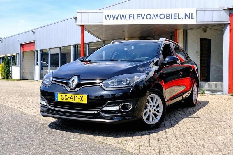 Schwarz Gebraucht 2015 Renault Mégane III LIMITED Kombi | 5.450 € (Fairer Preis) - Bild 1/4