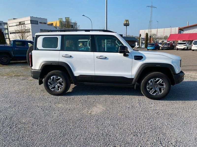 Neu Baic BJ40 234 PS (172 kW) 2026 Weiß SUV