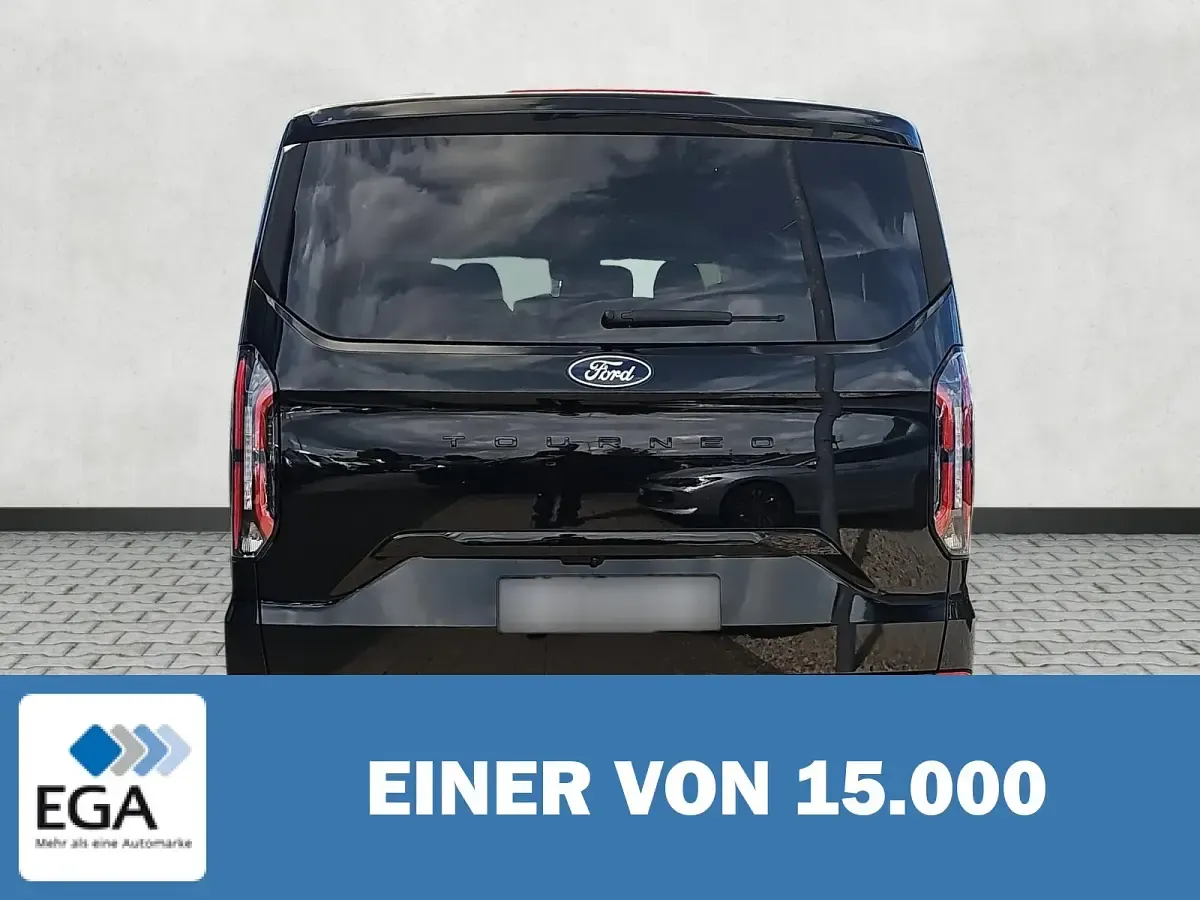 Neu Ford Tourneo Custom 170 PS (125 kW) 2026 Schwarz Van