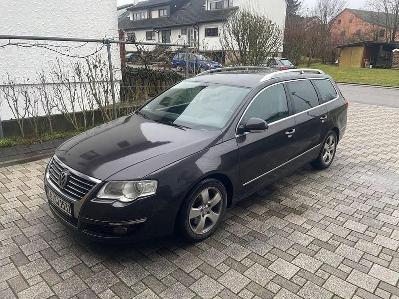 Gebraucht VW Passat Highline 140 PS (102 kW) 2010 Braun Kombi