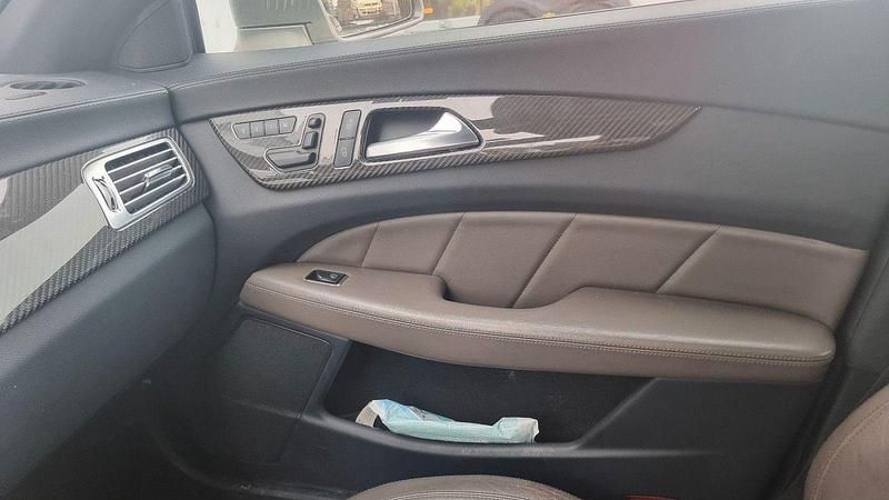 Gebraucht Mercedes CLS350 265 PS (194 kW) 2011 Beige Coupé