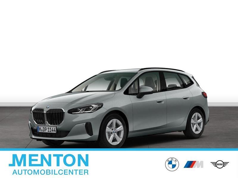 Grau Gebraucht 2025 BMW 220 Active Tourer Van / Kleinbus | 36.628 € (Guter Preis) - Bild 1/1