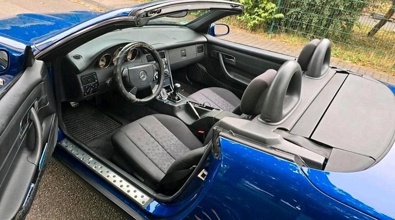 Blau Gebraucht 1999 Mercedes SLK200 Cabrio | 3.500 € (Guter Preis) - Bild 1/4