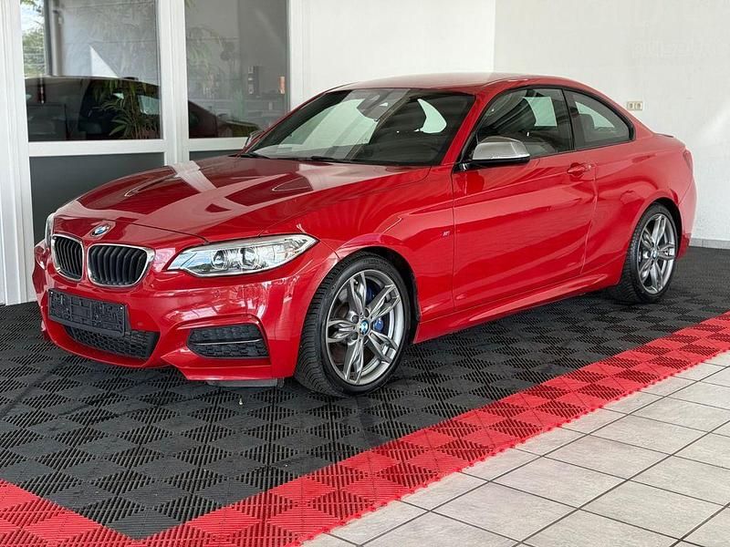 Rot Gebraucht 2014 BMW M235 Performance | 24.990 € (Guter Preis) - Bild 1/4