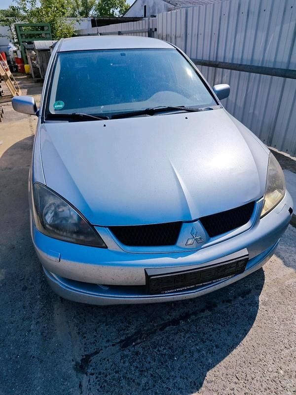 Silber Gebraucht 2008 Mitsubishi Lancer Kombi | 550 € - Bild 1/4