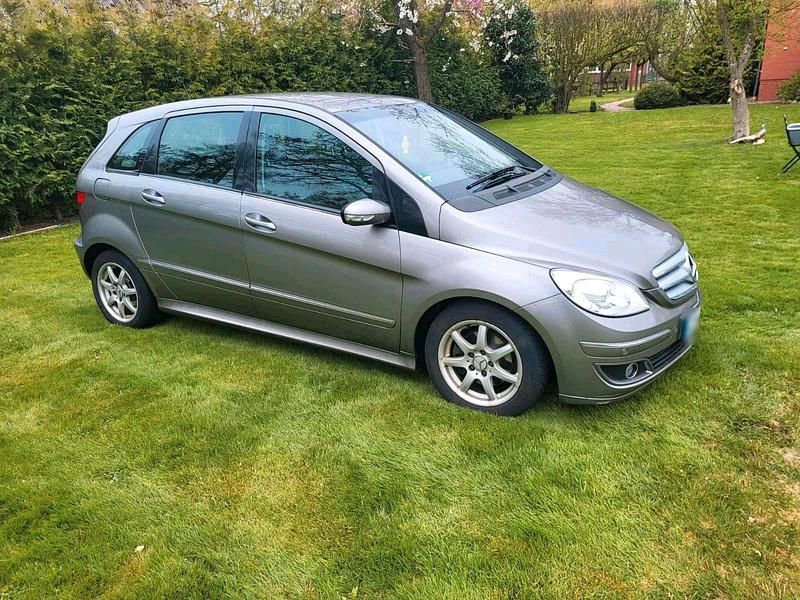 Brugt Mercedes B200 140 HK (102 kW) 2006 Grå MPV
