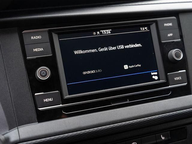 Gebraucht VW Transporter 110 PS (80 kW) 2024 Weiß Van