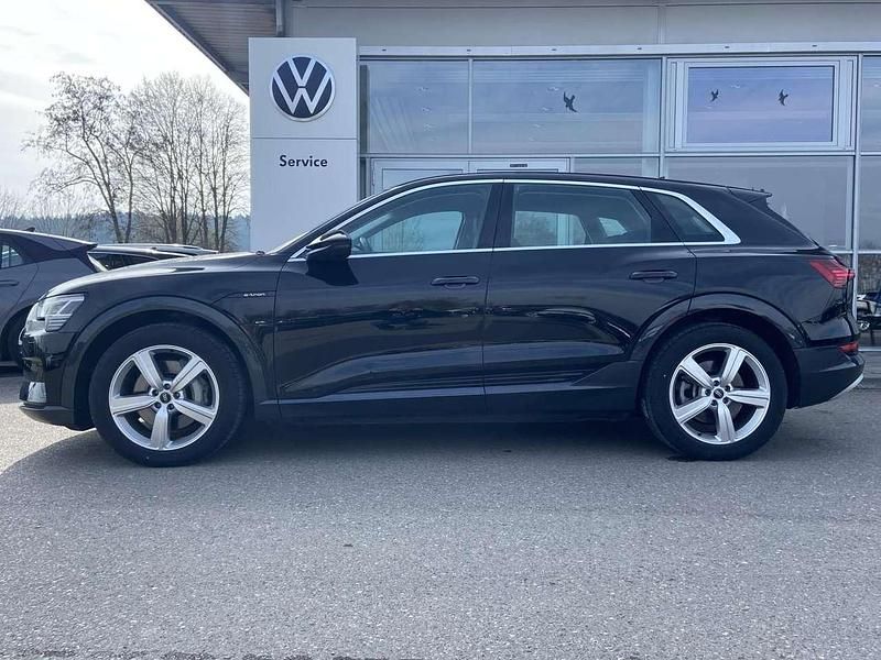 Gebraucht Audi e-tron Advanced 230 kW (313 PS) 2022 Schwarz SUV