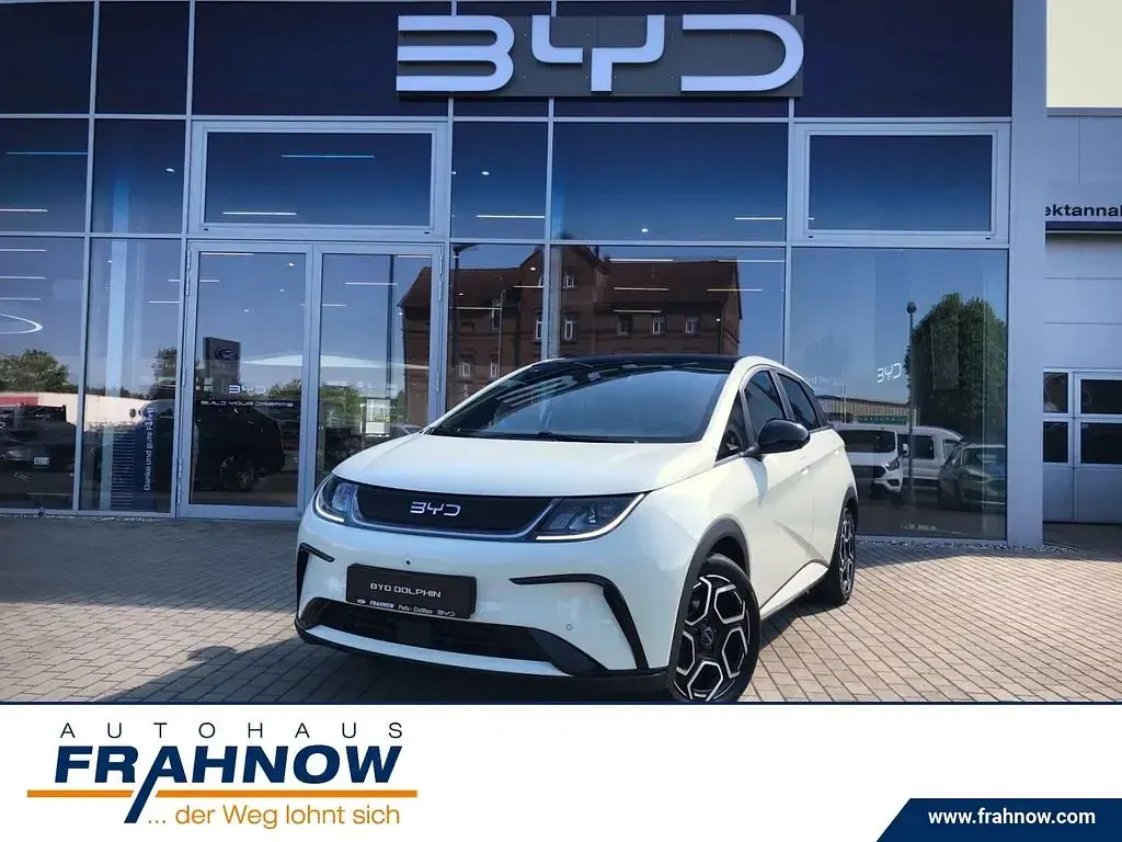 Używany BYD Dolphin Design 150 kW (204 KM) 2026 Hatchback