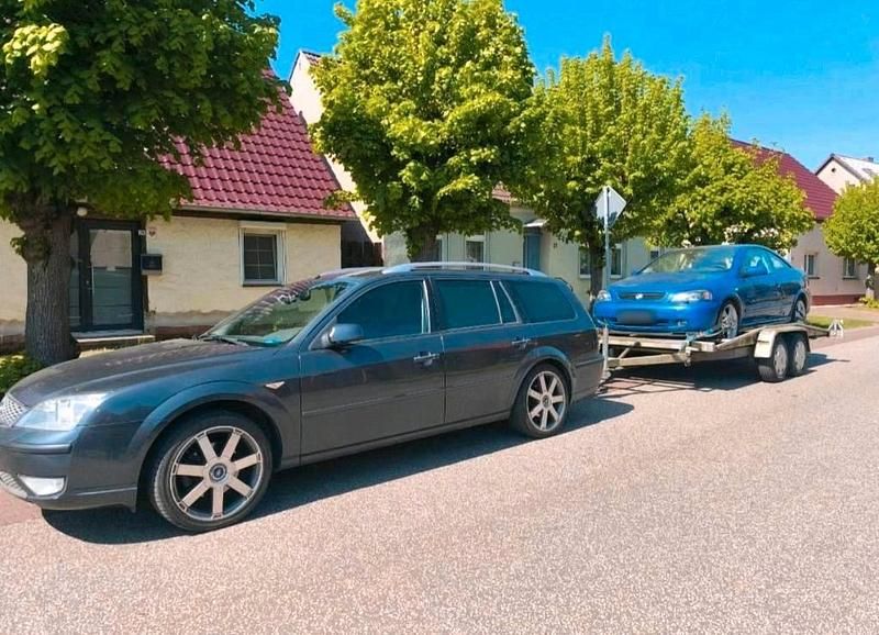 Gebraucht Ford Mondeo 155 PS (114 kW) 2007 Schwarz Kombi