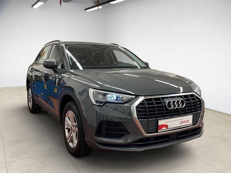 Gebraucht Audi Q3 150 PS (110 kW) 2022 Nanograu metallic SUV