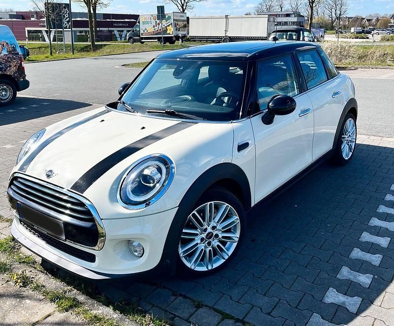 Gebraucht Mini Cooper Classic 136 PS (100 kW) 2019 Beige Kleinwagen
