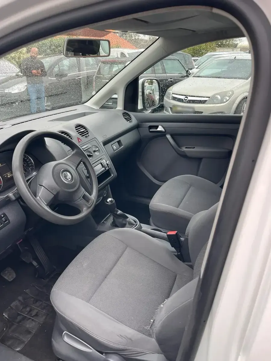 Gebraucht VW Caddy 70 PS (51 kW) 2013 Weiß Van / Kleinbus