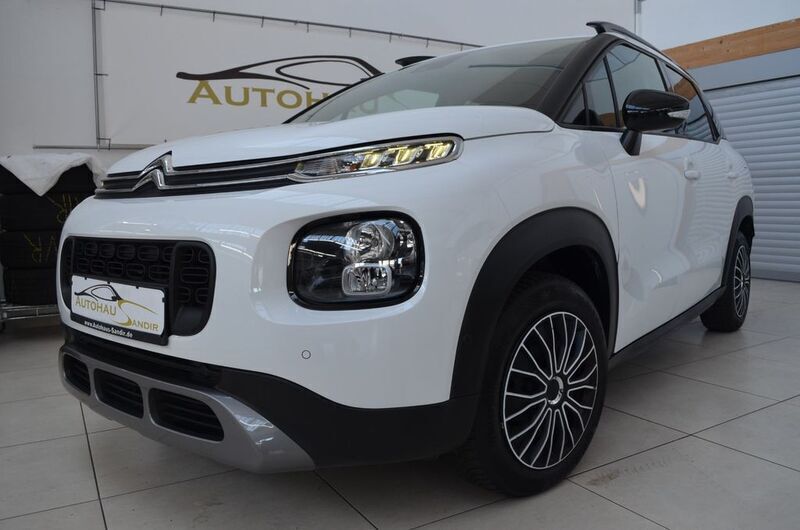 Weiß Gebraucht 2018 Citroën C3 Aircross Shine SUV | 12.900 € (Fairer Preis) - Bild 1/4