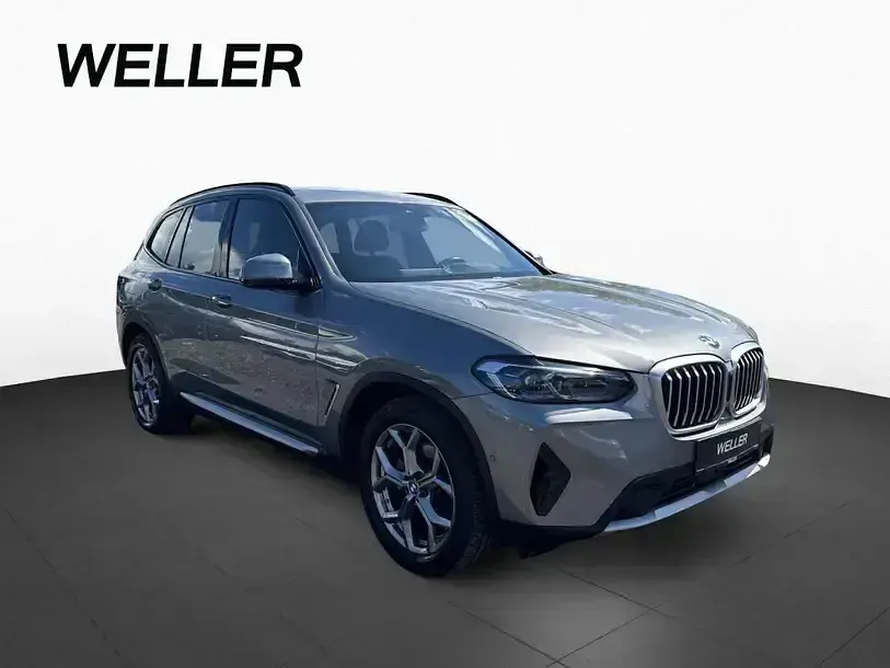 Gebraucht BMW X3 Performance 190 PS (139 kW) 2023 Skyscraper grau (grau) SUV