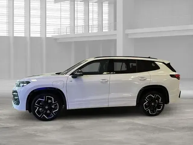 Usata VW Tayron R-line 272 CV (200 kW) 2025 Bianco SUV