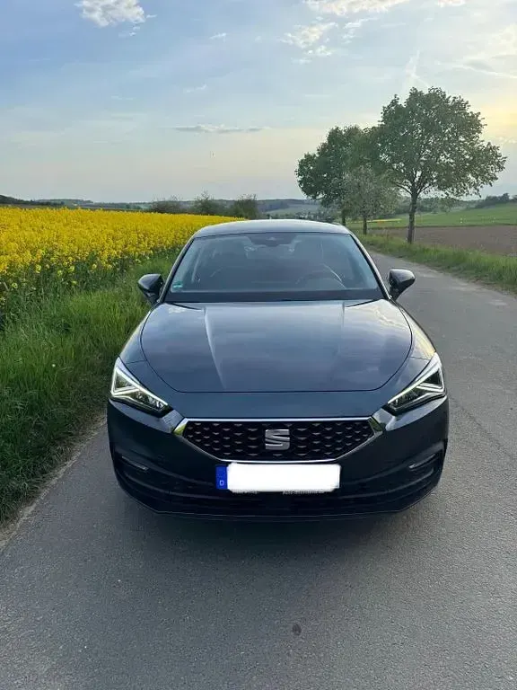 Gebraucht Seat Leon XCELLENCE 150 PS (110 kW) 2021 Grau Limousine