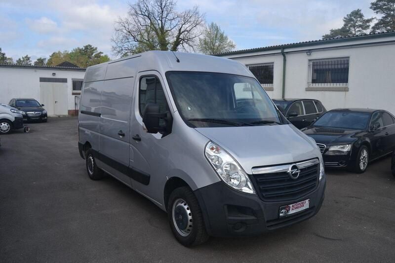 Gebraucht Opel Movano 145 PS (106 kW) 2018 Silber Van