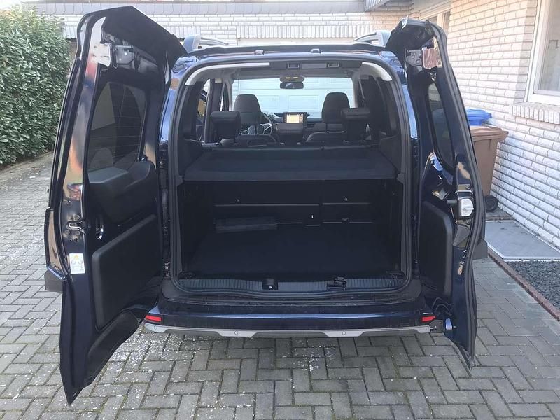 Gebraucht Renault Kangoo Techno 131 PS (96 kW) 2024 Blau Van / Kleinbus