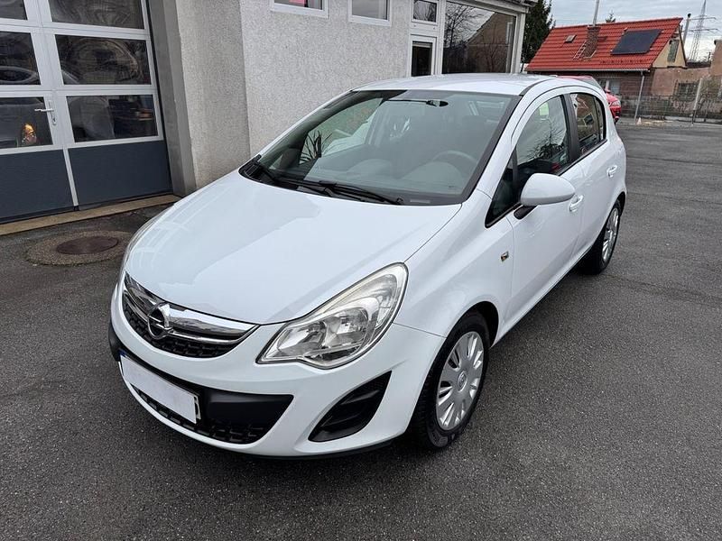 Gebraucht Opel Corsa Edition 87 PS (63 kW) 2012 Weiß Limousine