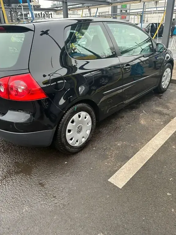 Gebraucht VW Golf VI Trendline 102 PS (75 kW) 2008 Schwarz Kleinwagen