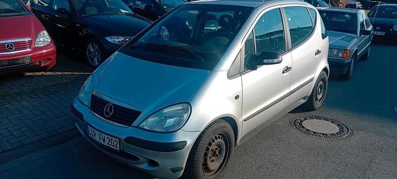 Gebraucht Mercedes A170 95 PS (69 kW) 2004 Silber Limousine