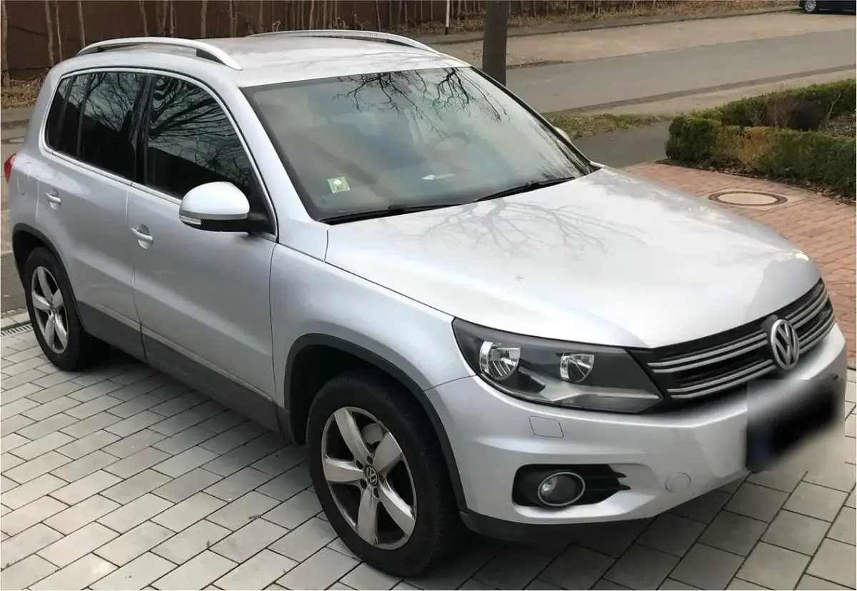 Gebraucht VW Tiguan 177 PS (130 kW) 2011 Silber SUV