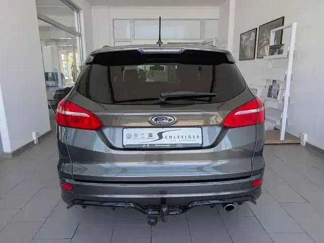 Gebraucht Ford Focus ST-Line 182 PS (133 kW) 2018 Grau Limousine