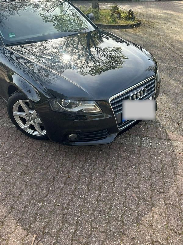 Gebraucht Audi A4 Ambiente 146 PS (107 kW) 2011 Schwarz Kombi