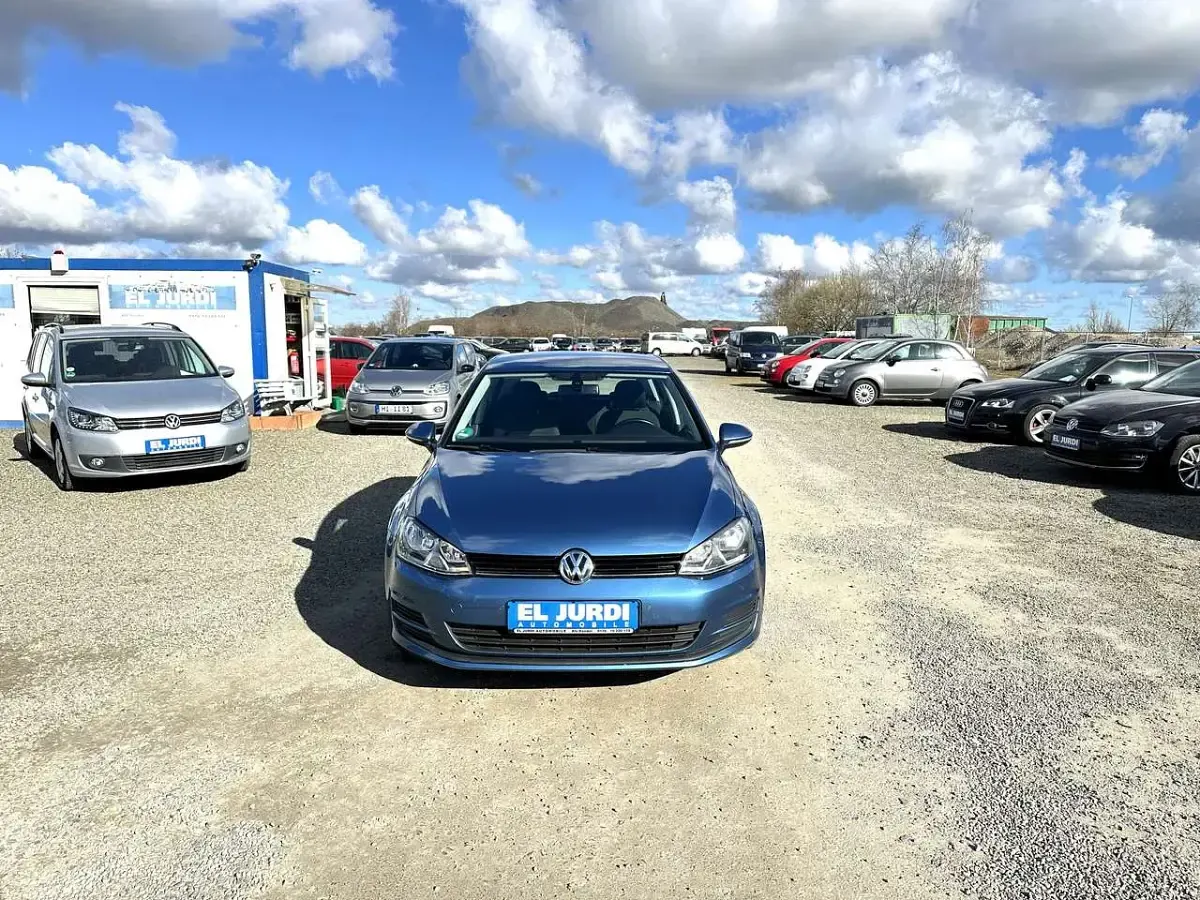 Gebraucht VW Golf VII Comfortline 86 PS (63 kW) 2013 Pacific blue metallic Kleinwagen