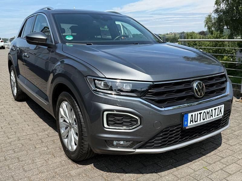 Grau Gebraucht 2021 VW T-Roc Sportline SUV | 25.990 € (Fairer Preis) - Bild 1/4