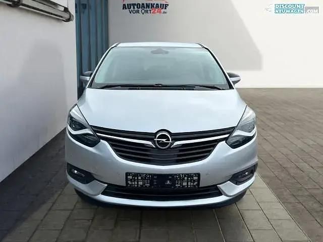 Silber Gebraucht 2017 Opel Zafira Edition Van / Kleinbus | 10.980 € (Guter Preis) - Bild 1/3
