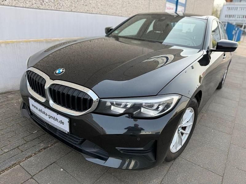 Gebraucht BMW 318 Performance 156 PS (114 kW) 2021 Schwarz Limousine
