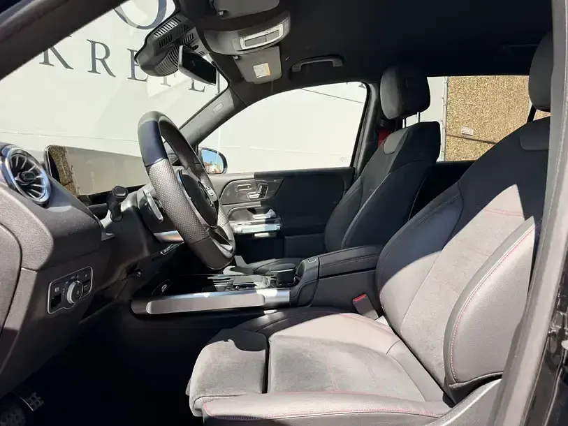 Gebraucht Mercedes GLB35 AMG 306 PS (225 kW) 2023 Nachtschwarz  unilack SUV