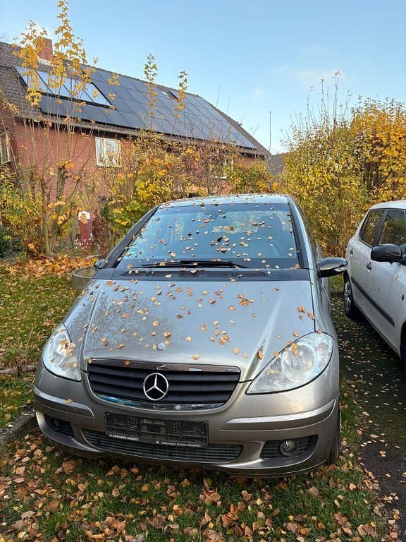 Gebraucht 2006 Mercedes A150 Classic Van / Kleinbus | 3.499 € (Fairer Preis) - Bild 1/4