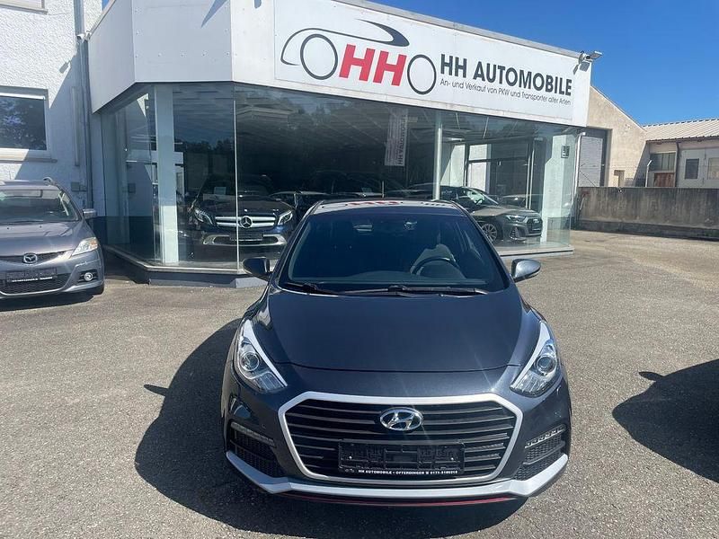 Gebraucht Hyundai i30 Turbo 186 PS (136 kW) 2016 Schwarz Coupé