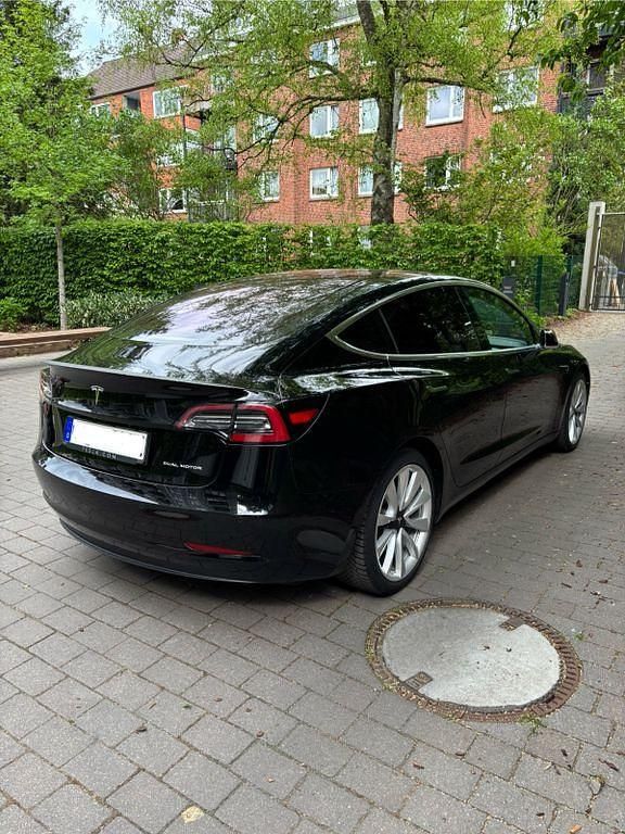 Gebraucht Tesla Model 3 350 kW (476 PS) 2019 Schwarz Limousine