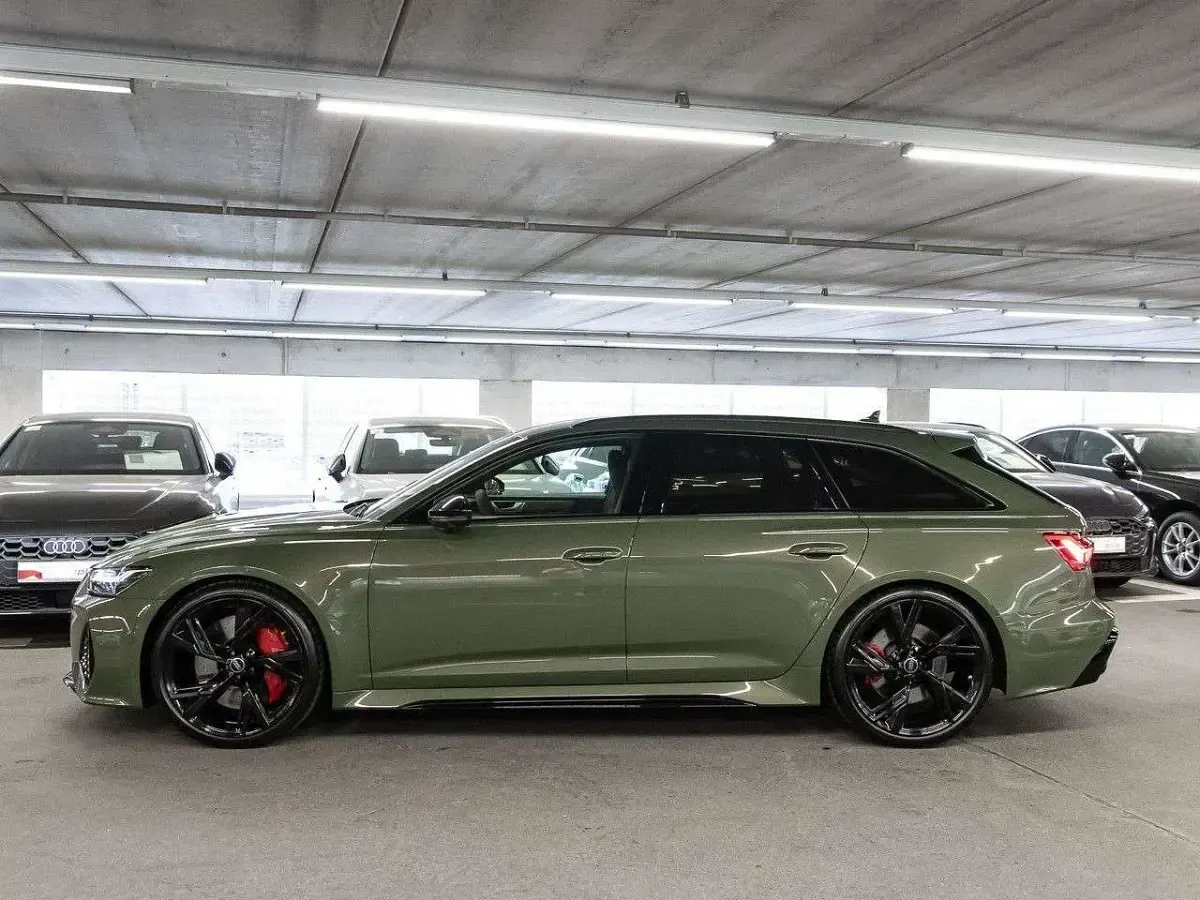 Gebraucht Audi RS6 Exclusive 600 PS (441 kW) 2023 Individuallackierungen audi exclusive Kombi