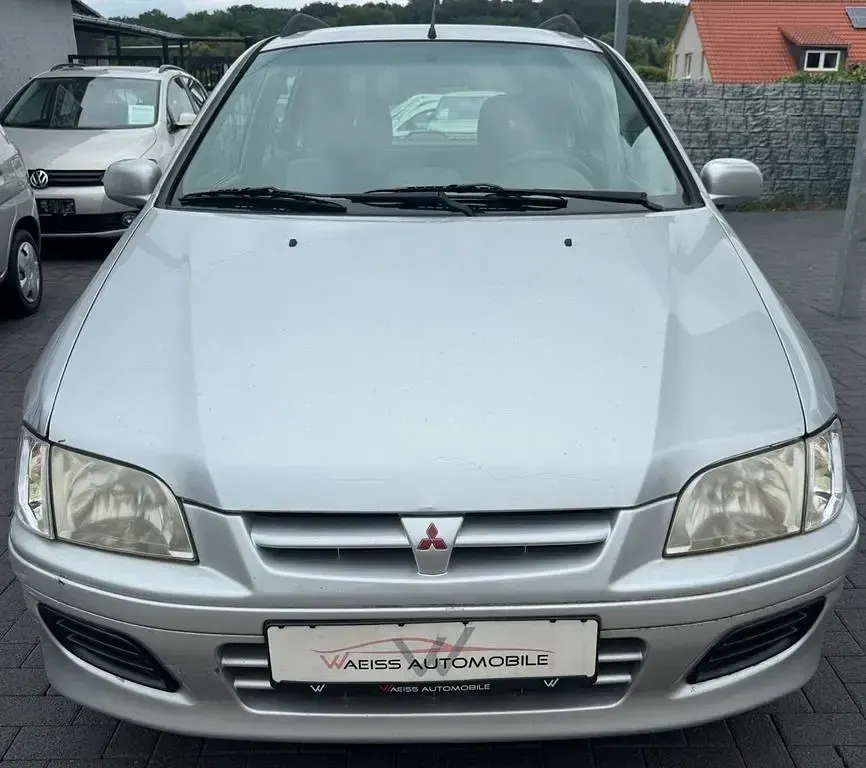 Gebraucht Mitsubishi Space Star Comfort Edition 98 PS (72 kW) 2002 Silber Van / Kleinbus