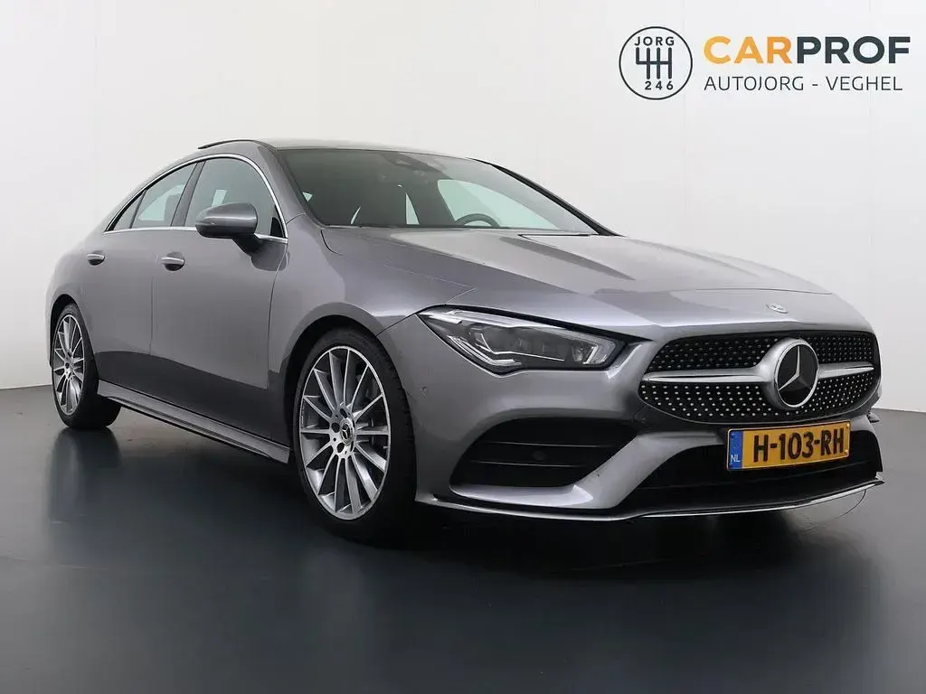Gebraucht Mercedes CLA250 Premium Plus 224 PS (164 kW) 2020 Grau Coupé