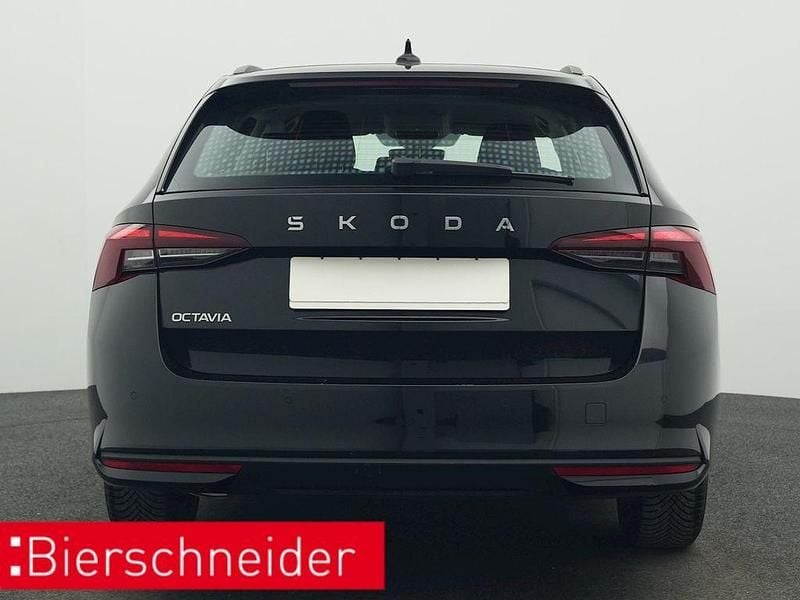 Second-hand Skoda Octavia Essence 116 CP (85 kW) 2025 Negru Break