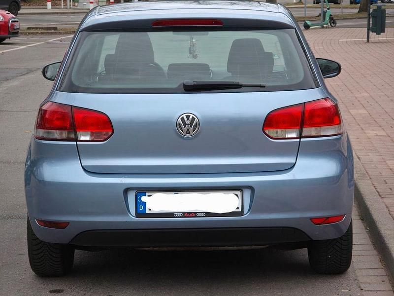 Gebraucht VW Golf VI Trendline 80 PS (58 kW) 2009 Blau Kleinwagen