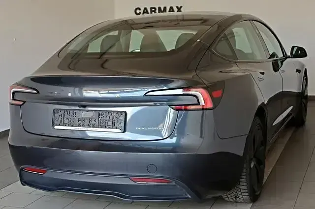 Usado Tesla Model 3 366 kW (498 CV) 2023 Gris Berlina