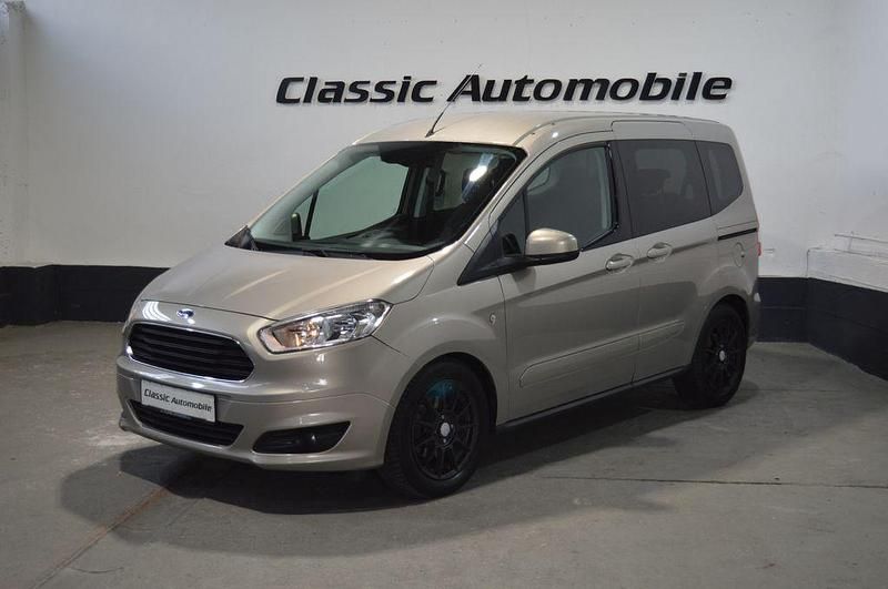 Silber Gebraucht 2015 Ford Tourneo Courier Trend Van / Kleinbus | 8.490 € (Fairer Preis) - Bild 1/4