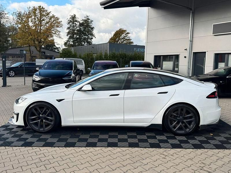 Gebraucht Tesla Model S Plaid 759 kW (1033 PS) 2022 Pearl white multicoat Kleinwagen