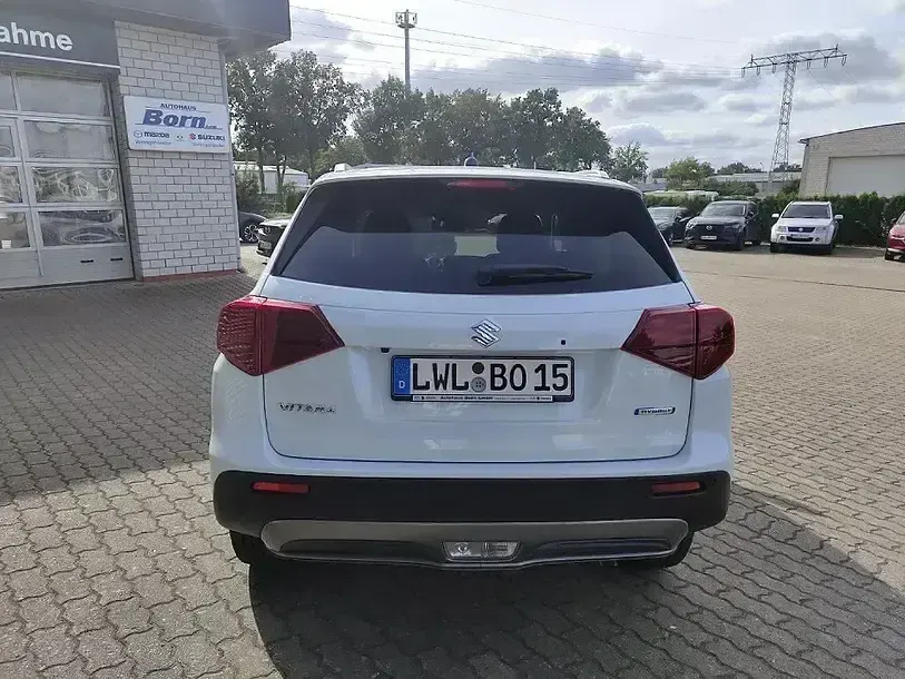 Neu Suzuki Vitara Comfort 110 PS (80 kW) 2025 Pearl cool white metallic SUV