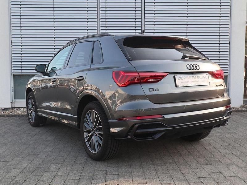 Gebraucht Audi Q3 S-Line 245 PS (180 kW) 2022 Grau SUV