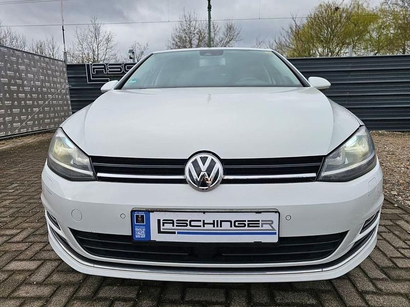 Gebraucht VW Golf VII Highline 140 PS (102 kW) 2014 Weiß Limousine