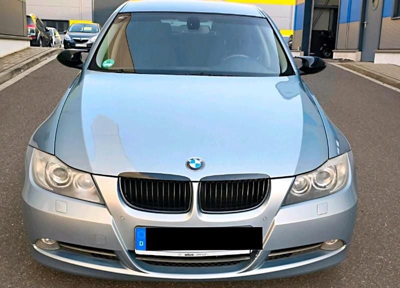 Brugt BMW 325 218 HK (160 kW) 2006 Sølv Sedan
