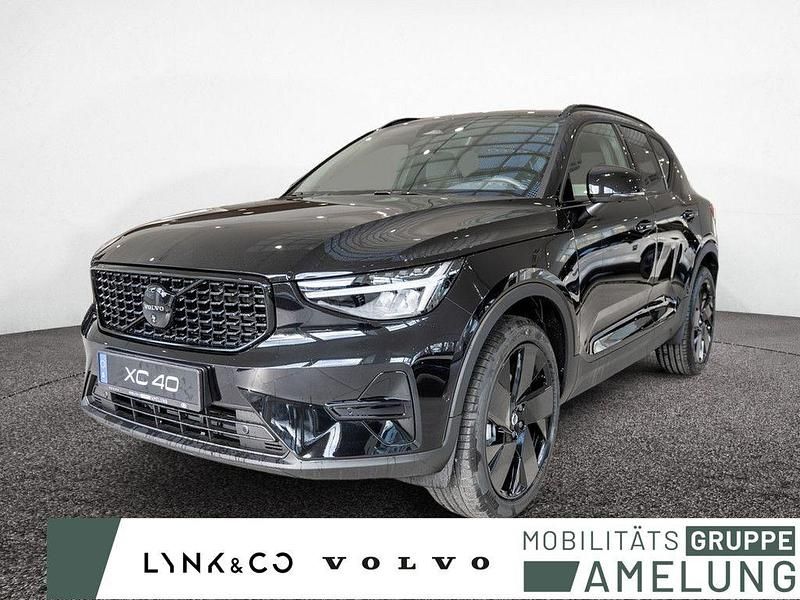 Neu Volvo XC40 Plus 163 PS (119 kW) 2026 Schwarz SUV